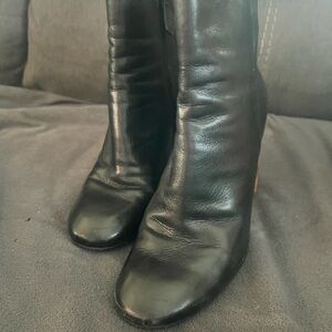 Tory Burch Black Leather Ankle Boots size 9.5